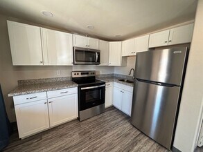 5128 E Pima St, Unit 5128 E Pima St Unit B in Tucson, AZ - Foto de edificio - Building Photo