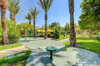 209 Surtees Point St in Las Vegas, NV - Foto de edificio - Building Photo