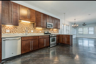 3348 W Potomac Ave in Chicago, IL - Building Photo - Building Photo