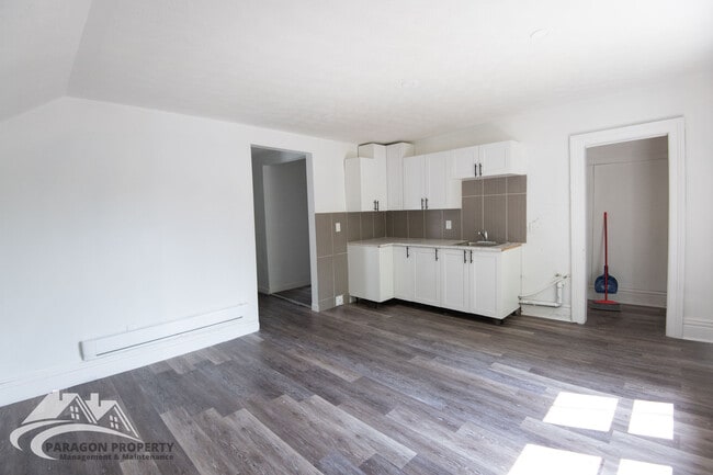 19.5 Princess St N in Chatham, ON - Building Photo - Building Photo