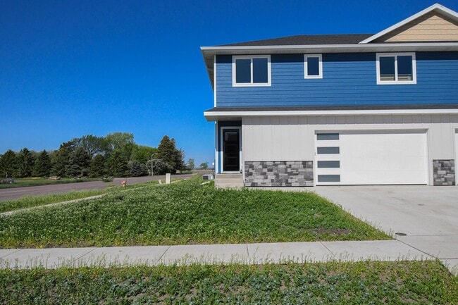 property at 3900 S Caballo Ct