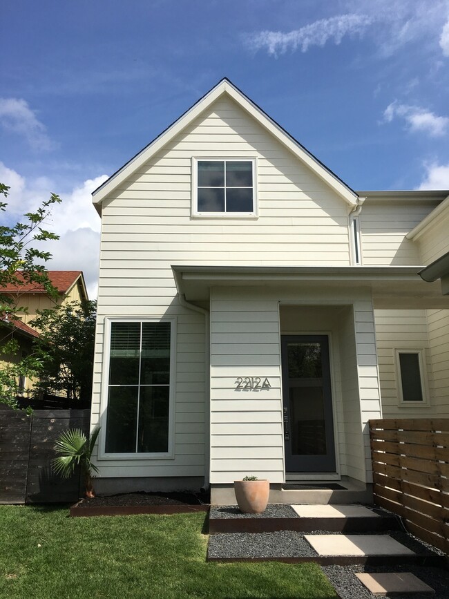 property at 2212 Iva Ln