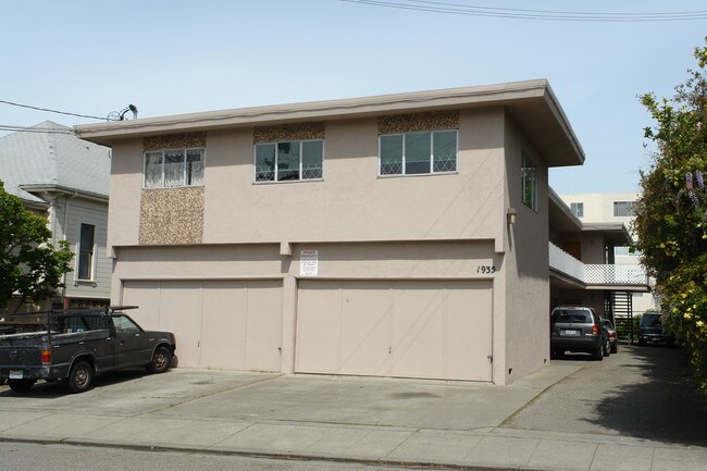 1935 Haste St in Berkeley, CA - Foto de edificio - Building Photo