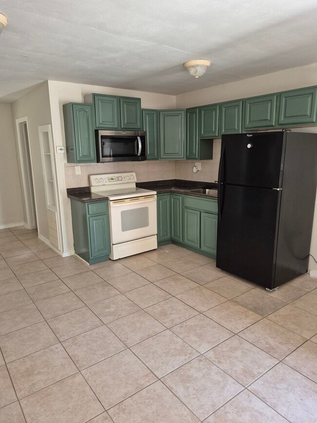 202 Magnolia St in Altamonte Springs, FL - Building Photo - Building Photo