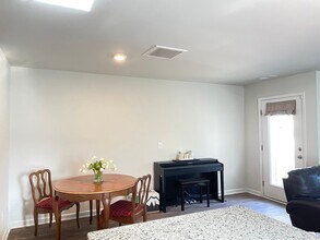 402 Salvia Rd in Savannah, GA - Building Photo - Building Photo