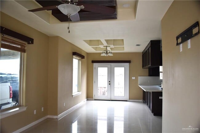 2420 N Mojave St in Edinburg, TX - Building Photo - Building Photo