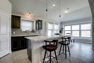 721 Rim Water Dr in Alvin, TX - Building Photo - Building Photo