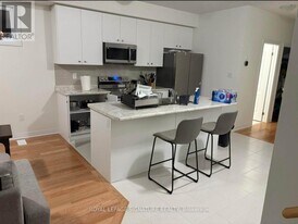 65 Masters Street in Welland, ON - Building Photo