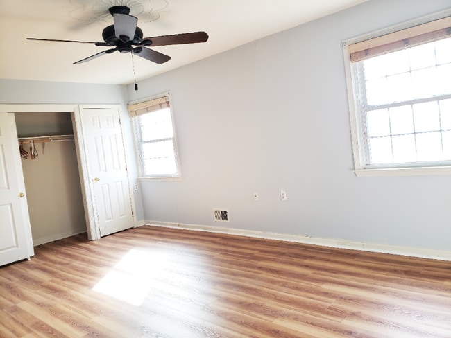 113 Davis Ave SW in Leesburg, VA - Building Photo - Building Photo