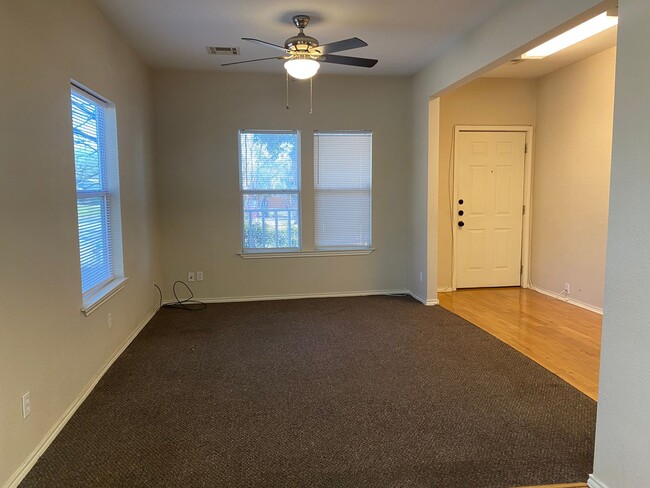 1302 S 21st St in Temple, TX - Building Photo - Building Photo