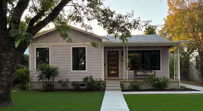 property at 4412 Bellvue Ave