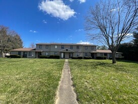 1457 Karl Dr, Unit 1457 in Copley, OH - Building Photo