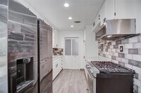 9203 Bisley Ln photo'