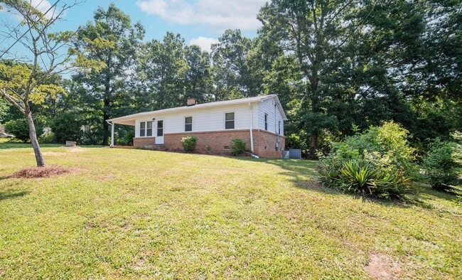 326 Gorrell St in Shelby, NC - Building Photo - Building Photo