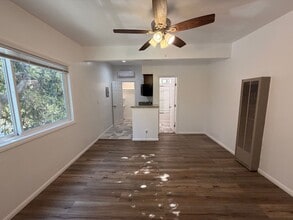 12017 Washington Pl, Unit Unit 5 in Los Angeles, CA - Building Photo - Building Photo