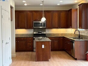 192 S Tranquilidad St in Mountain House, CA - Building Photo - Building Photo