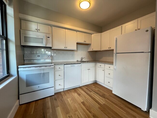Squirrel Hill Properties in Pittsburgh, PA - Building Photo - Building Photo