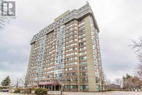 property at 880-P880 Dundas St W