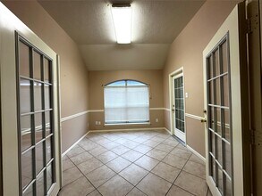 1115 Courtside Dr E in League City, TX - Building Photo - Building Photo