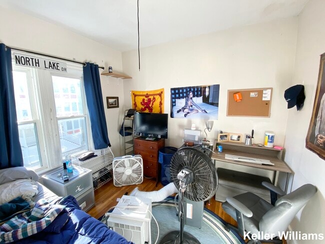 61 Hillside St, Unit 3 in Boston, MA - Building Photo - Building Photo