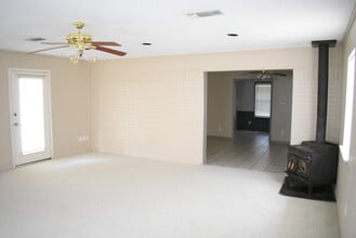 523 Arbor Oak Dr in Nacogdoches, TX - Building Photo - Building Photo