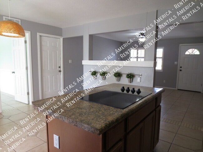 13410 N 41st Pl in Phoenix, AZ - Building Photo - Building Photo