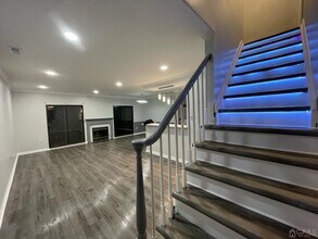 42 Ashford Dr in Plainsboro, NJ - Building Photo - Building Photo