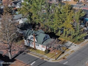 47-49 Appleton Ave in Leonardo, NJ - Building Photo - Building Photo