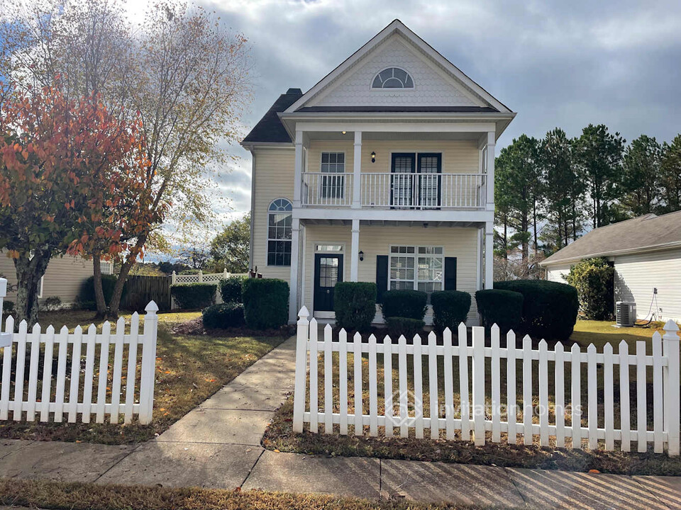 2766 Nautical Way in Villa Rica, GA - Foto de edificio