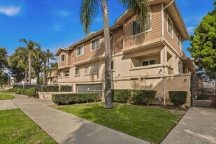 621 D St in Chula Vista, CA - Building Photo