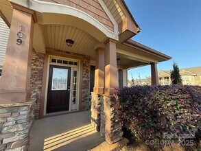 109 Community Park Ln in Mooresville, NC - Building Photo - Building Photo