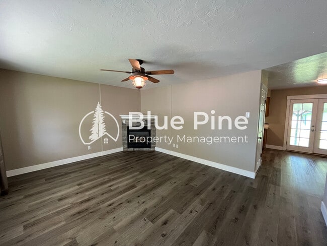 815 Auburn Ave in Idaho Falls, ID - Building Photo - Building Photo