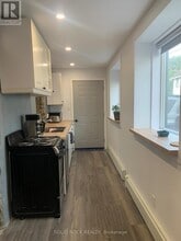 71 King St E in Brockville, ON - Building Photo - Building Photo