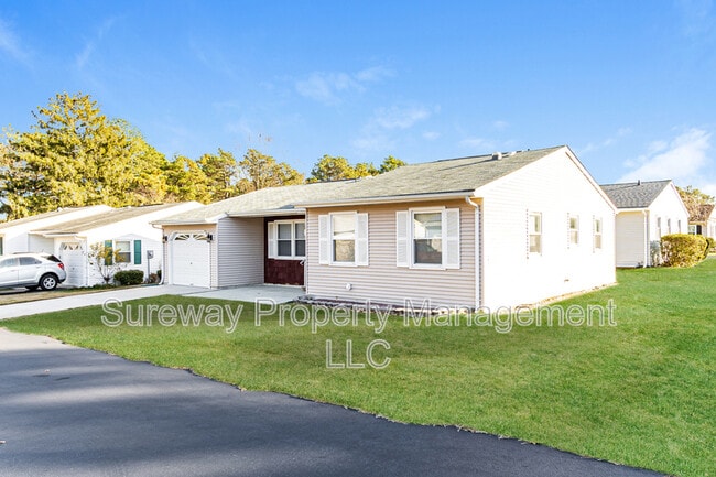 49 Westport Dr in Manchester Township, NJ - Building Photo - Building Photo