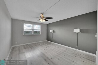 1604 Abaco Dr in Coconut Creek, FL - Foto de edificio - Building Photo