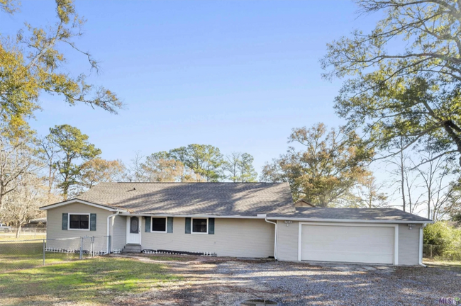 17024 Margaret Rd in Prairieville, LA - Building Photo - Building Photo