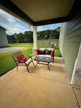 404 Bella Notte Cir in Warner Robins, GA - Building Photo - Building Photo