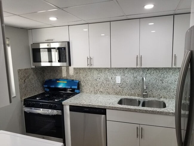 property at 11339 SW 71st St