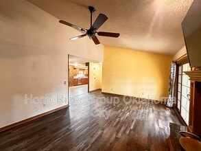 1340 Chimney Hill Rd in Yukon, OK - Building Photo - Building Photo
