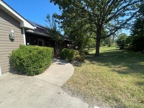437 Zinnia Ln in Kirbyville, MO - Building Photo - Building Photo