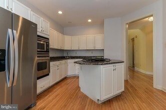 197 Daylesford Blvd in Berwyn, PA - Building Photo - Building Photo