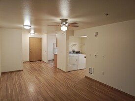 1617 N 26th St in Mount Vernon, WA - Building Photo