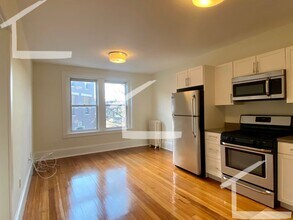 81 Harvard St in Brookline, MA - Building Photo - Building Photo