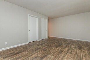 Alder Terrace in Murfreesboro, TN - Building Photo