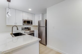 264 Mc Donnell Ave in Biloxi, MS - Building Photo - Building Photo