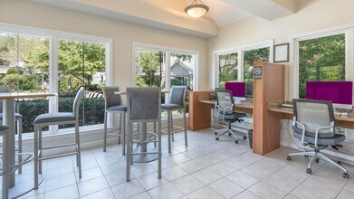 175 Centre St in Quincy, MA - Building Photo - Building Photo