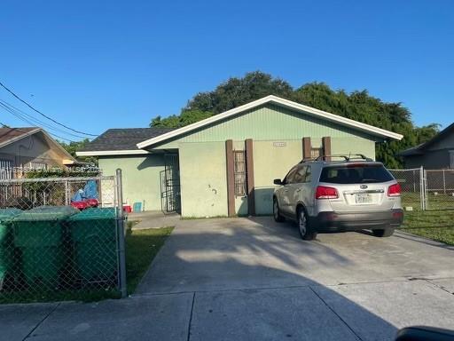 17840 SW 105th Ave in Miami, FL - Building Photo