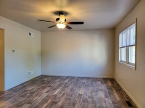 1520 N Reading Rd in Stevens, PA - Building Photo - Building Photo