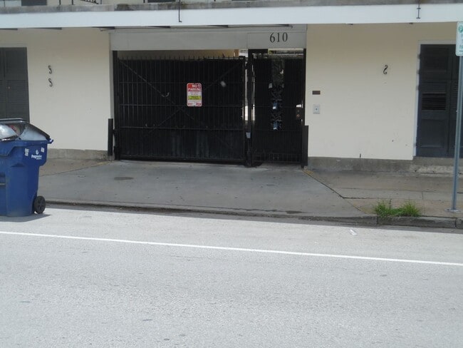 property at 608 N Rampart St