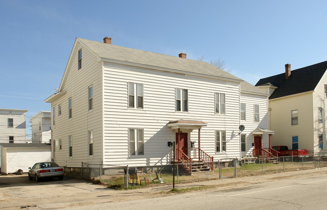 318 Lake Ave in Manchester, NH - Foto de edificio - Building Photo